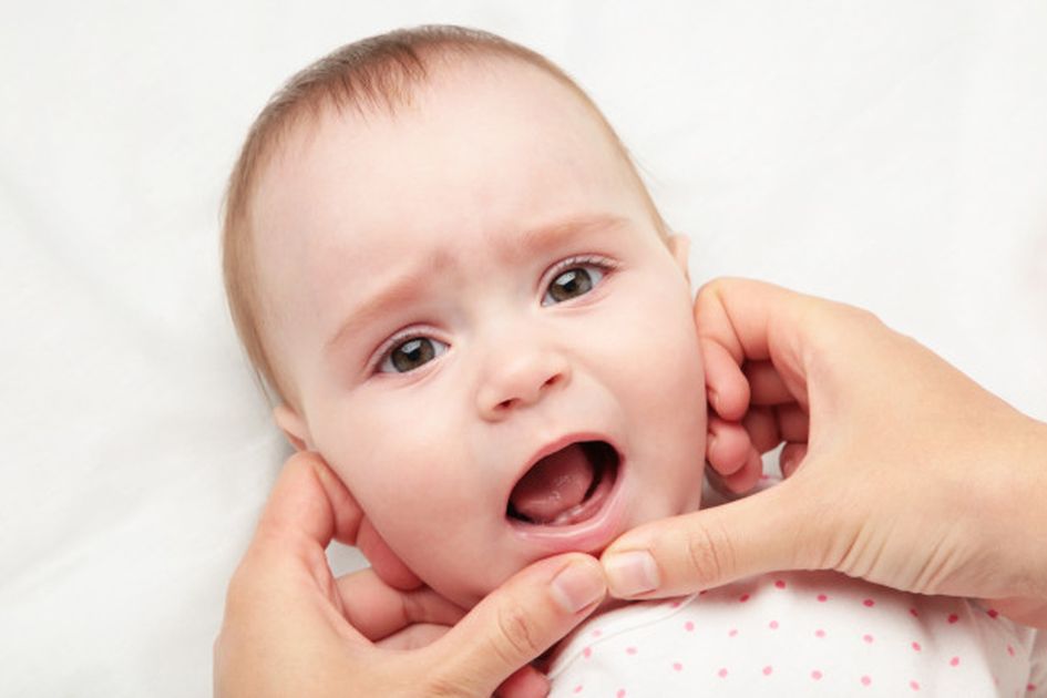 Erupția dentară la bebeluși